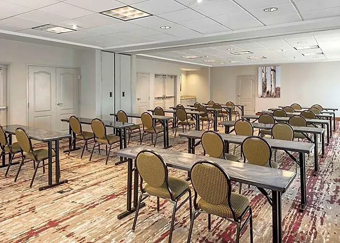 Hotel Hilton Garden North/perimeter Center 3*